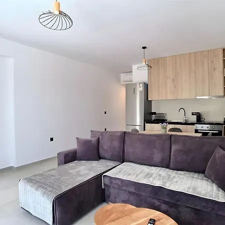 Sokol Stone House Vlikhón